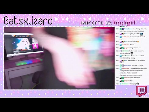 ❤️ GAMER GLÖMDE ATT STÄNGA AV STRÖMMEN OCH SPRUTAR LIVE I SÄNDNING ❤ Anal porr at sv.91sexy.top ❌